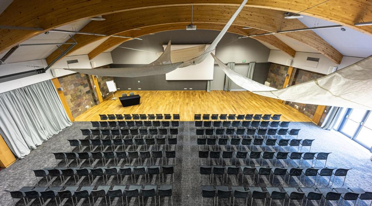 Hotel Marina Club أولشتين المظهر الخارجي الصورة The auditorium