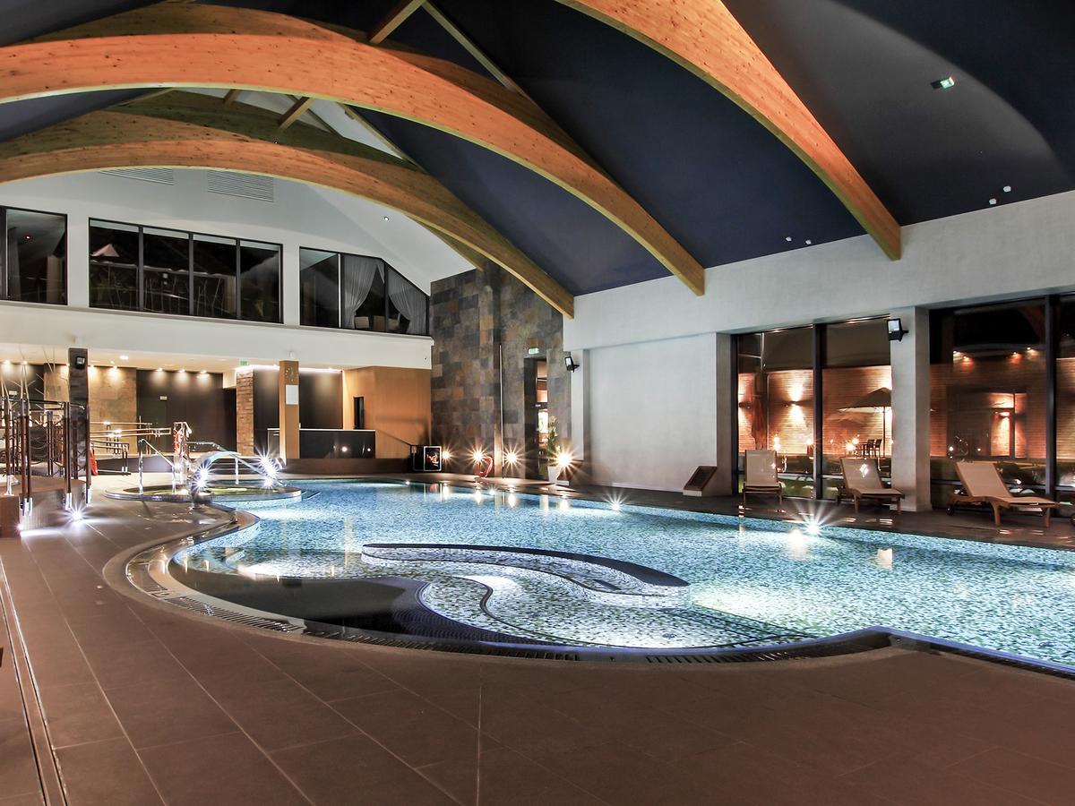 Hotel Marina Club أولشتين المظهر الخارجي الصورة The swimming pool at the Hotel