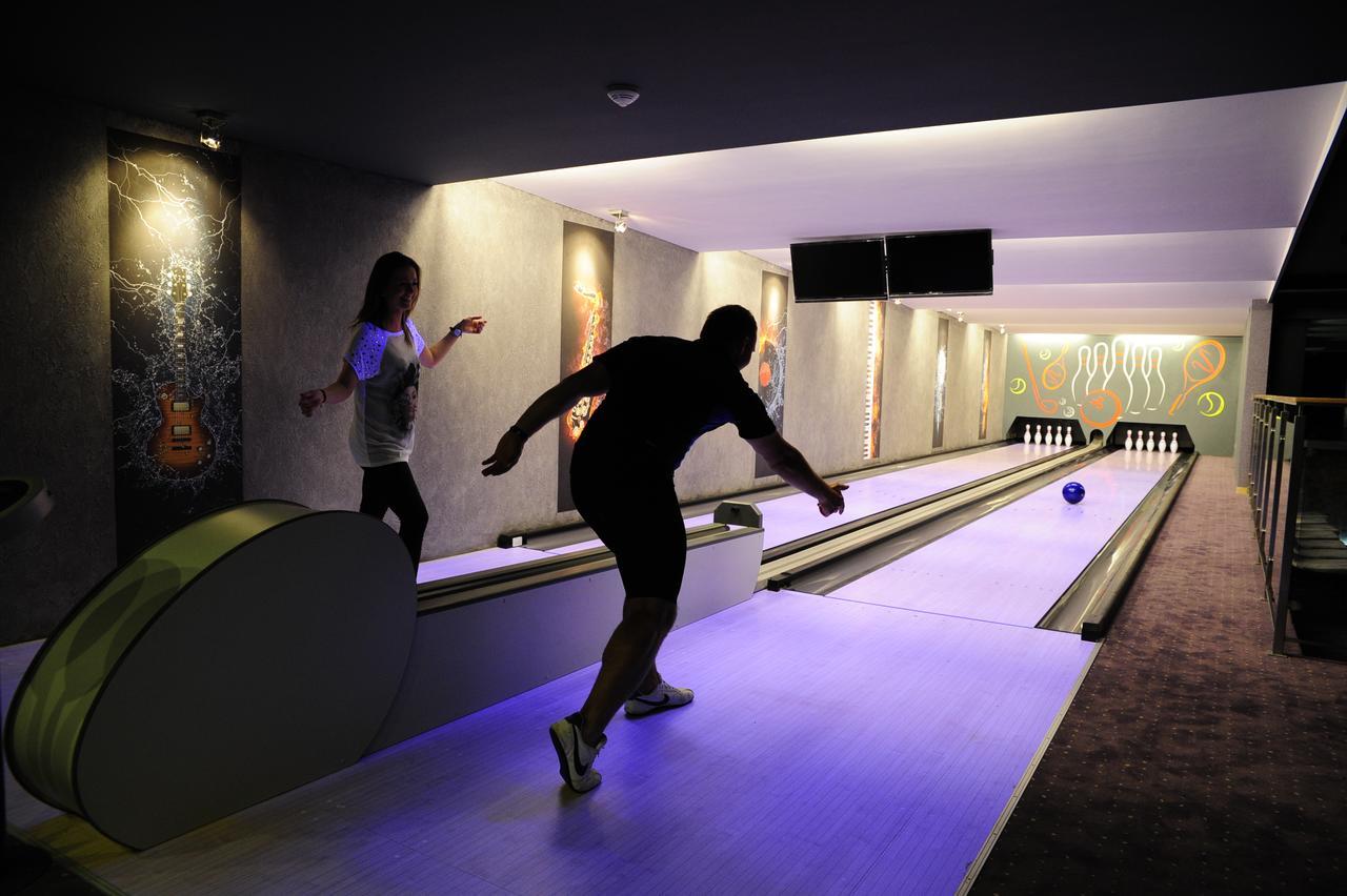 Hotel Marina Club أولشتين المظهر الخارجي الصورة Bowling at the 2008 Olympics
