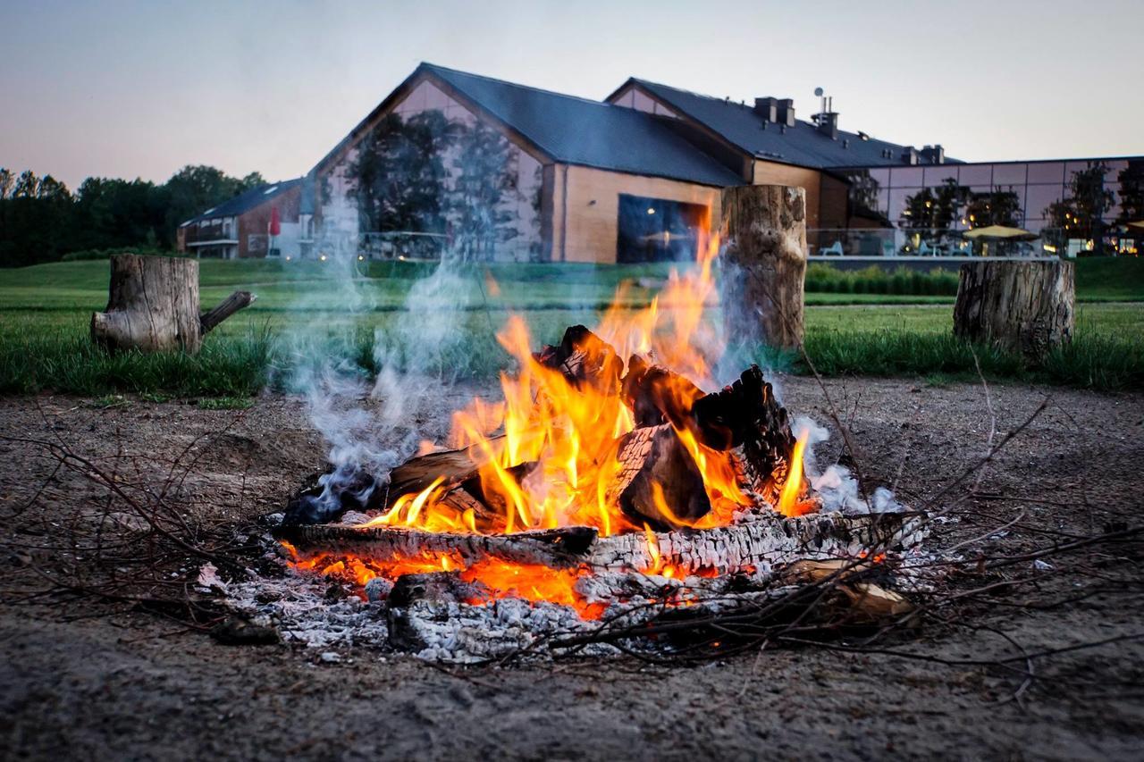 Hotel Marina Club أولشتين المظهر الخارجي الصورة A bonfire in the Netherlands